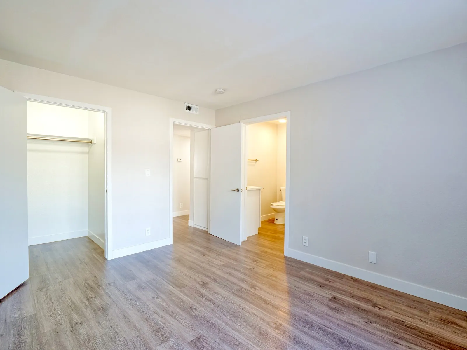 property for rent #25