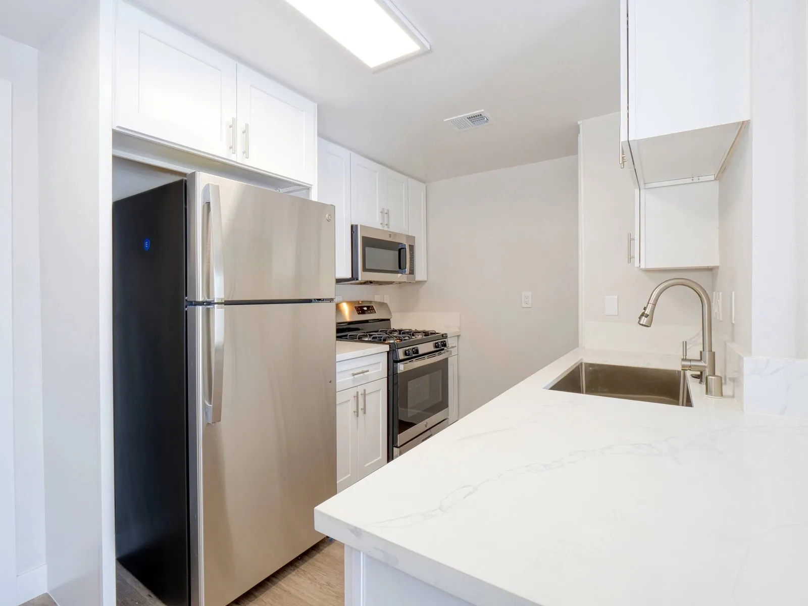 property for rent #6