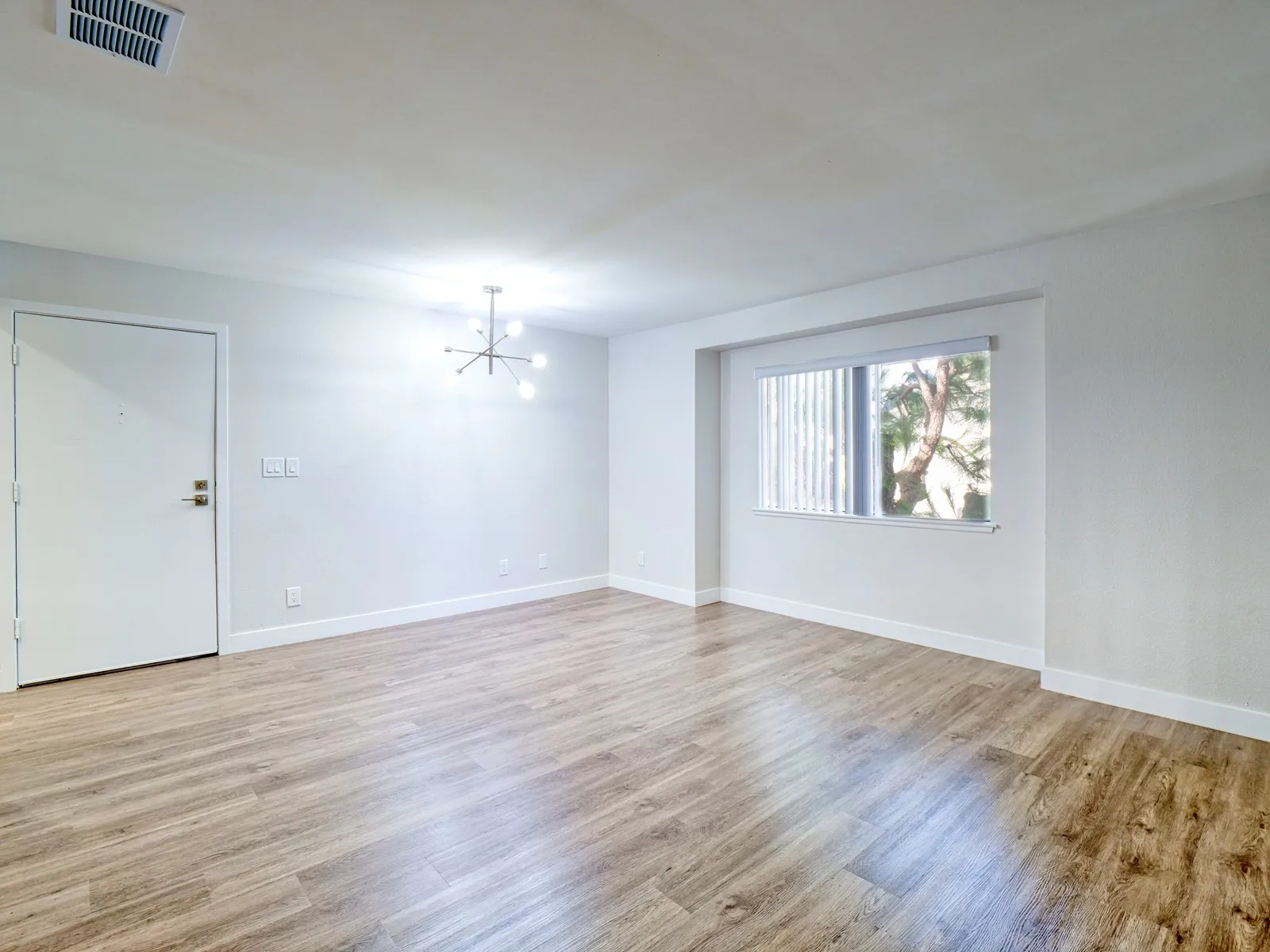 property for rent #12