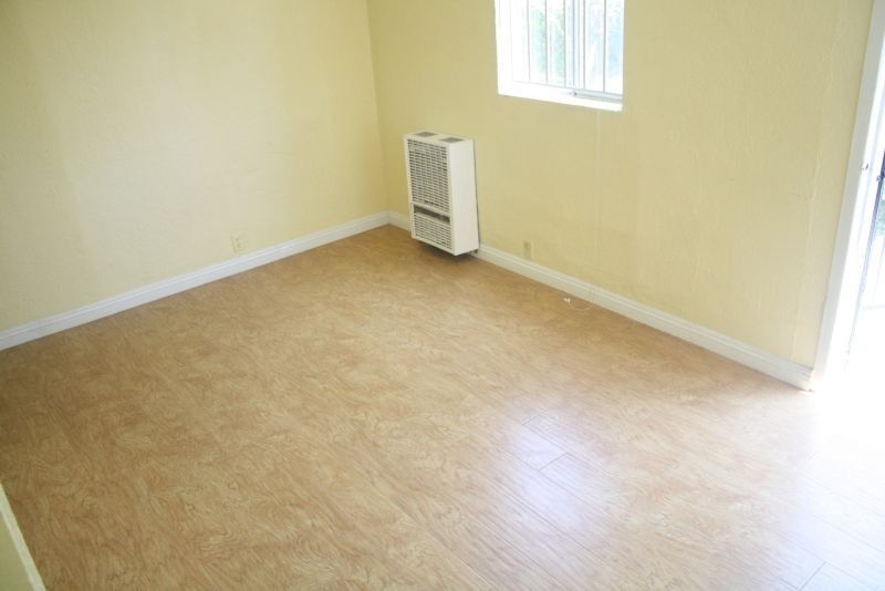 property for rent #4
