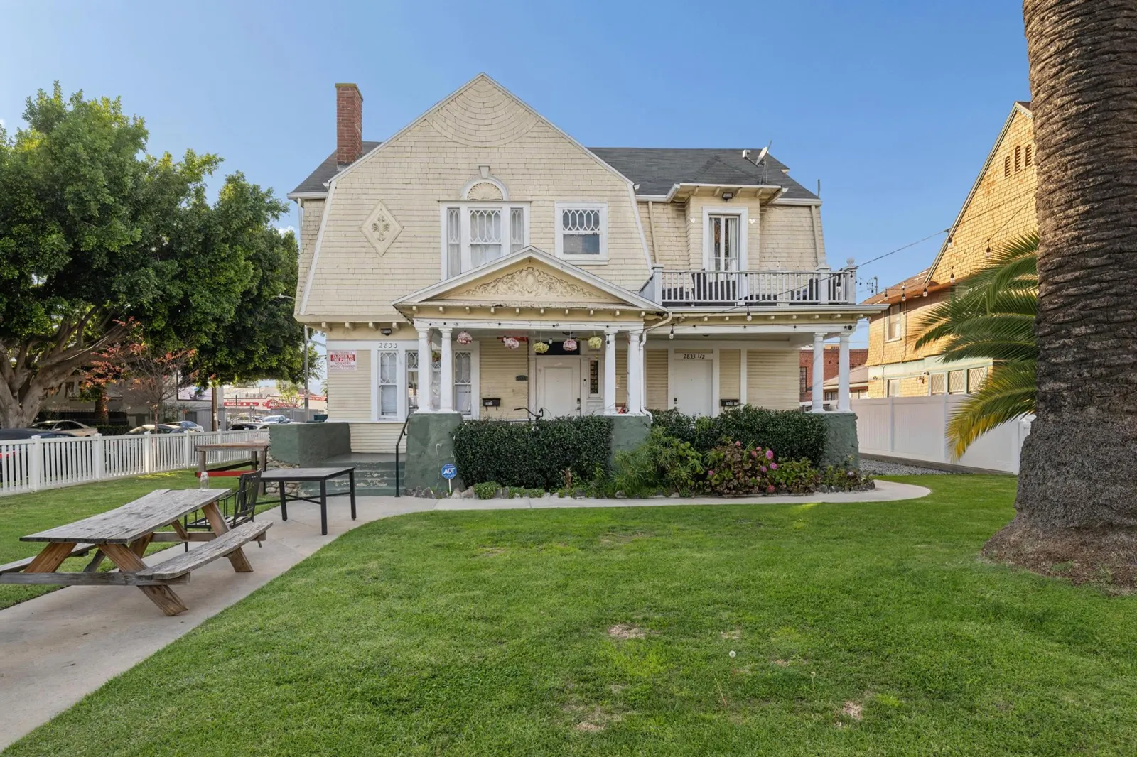 property for rent #1