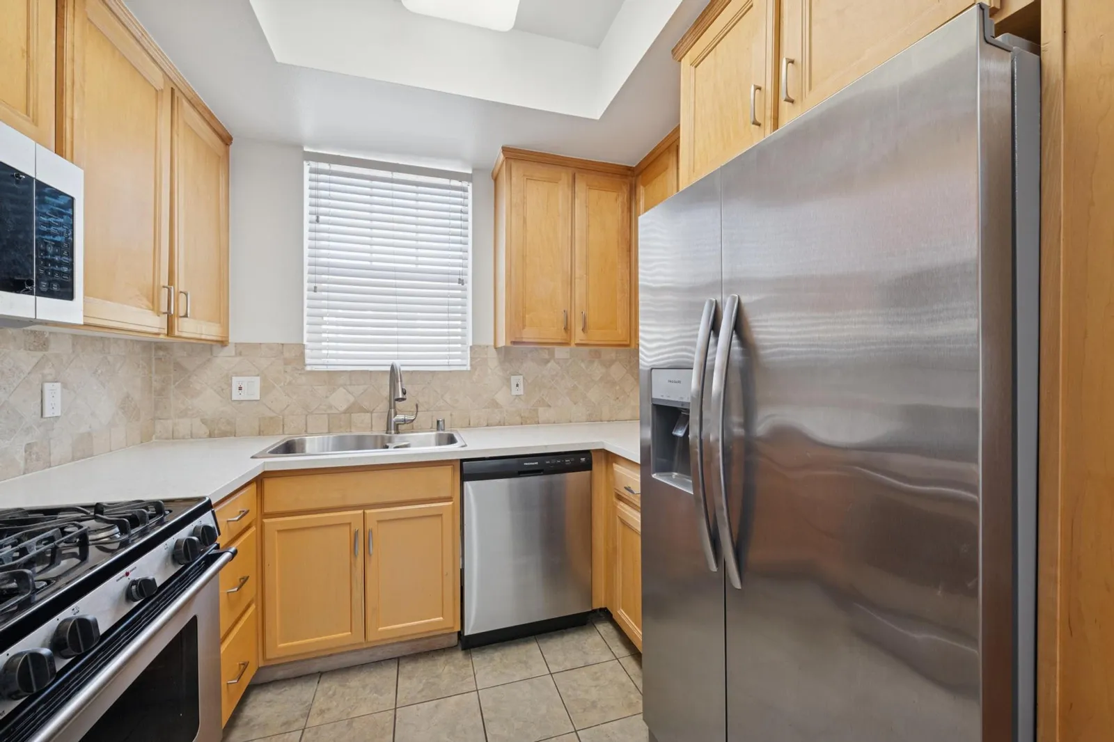 property for rent #22