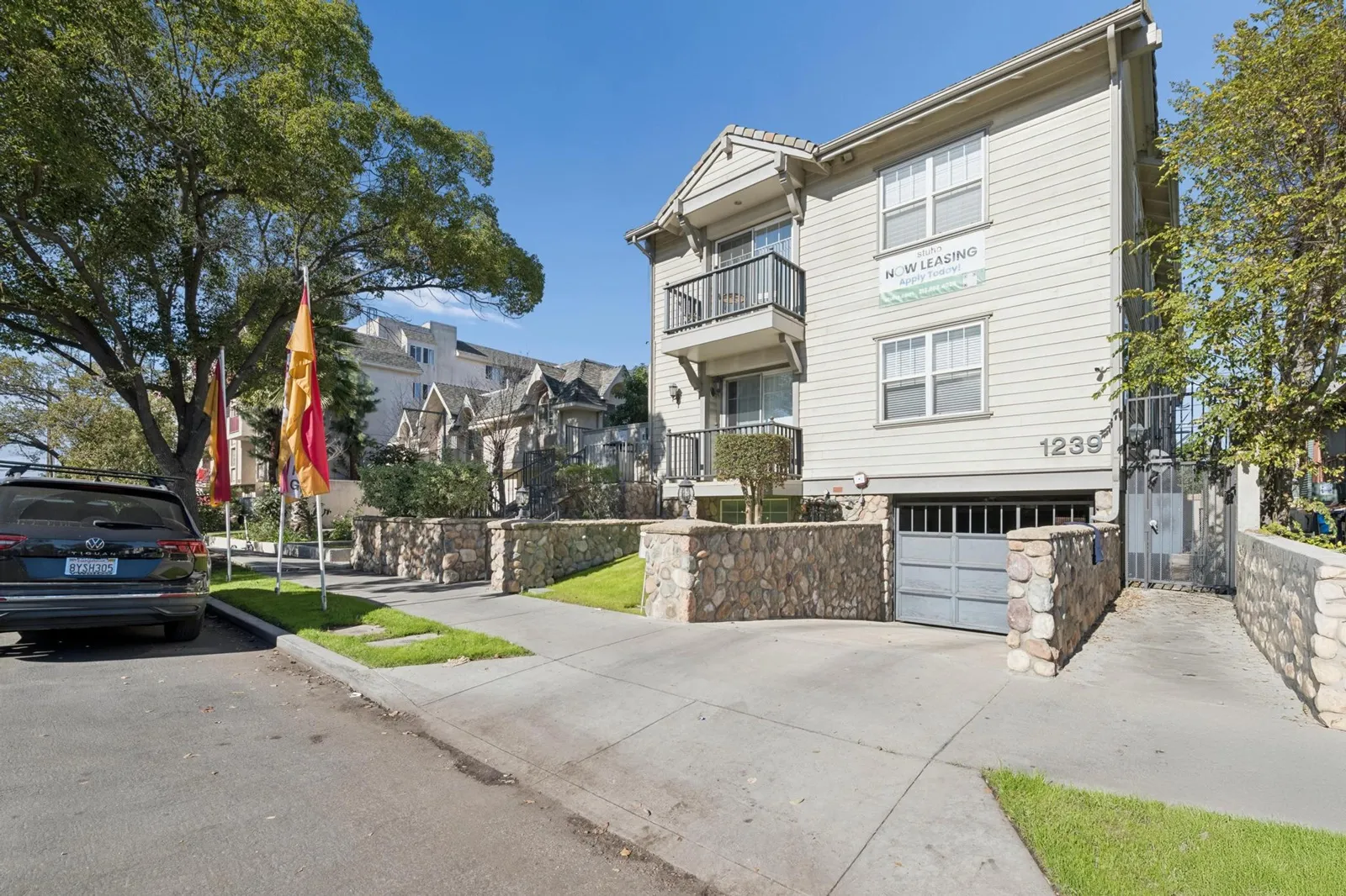 property for rent #2