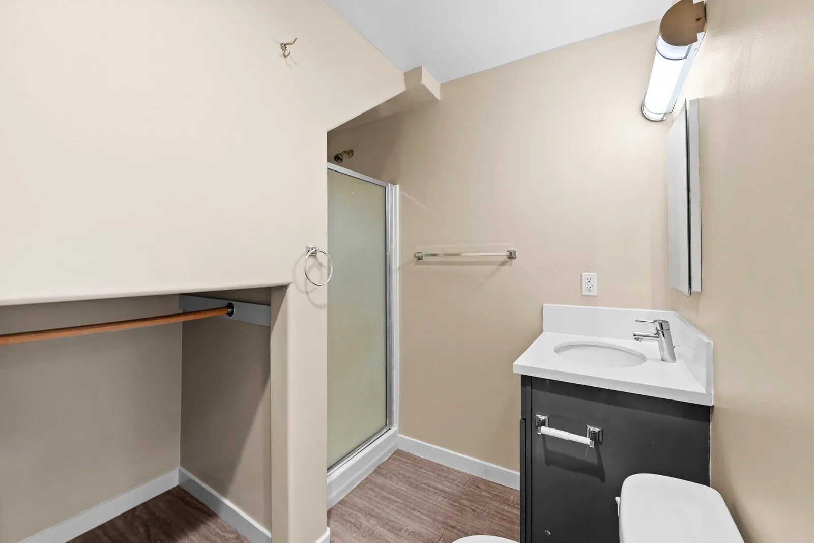 property for rent #9