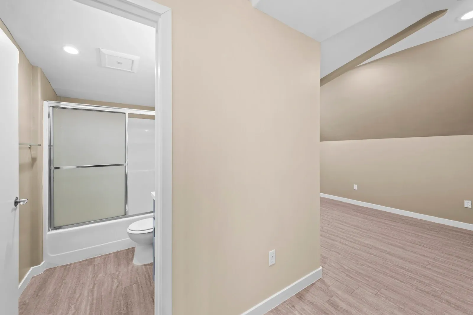 property for rent #15