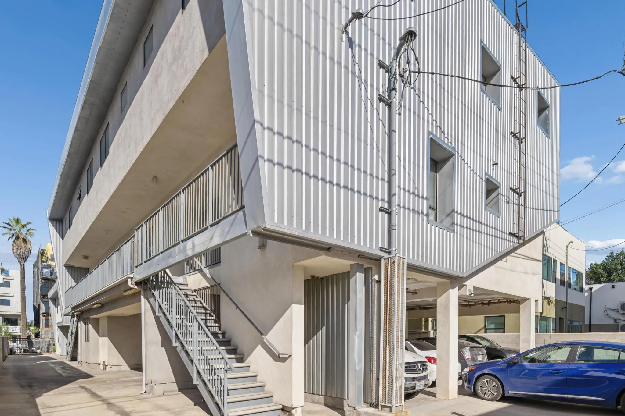 property for rent #11