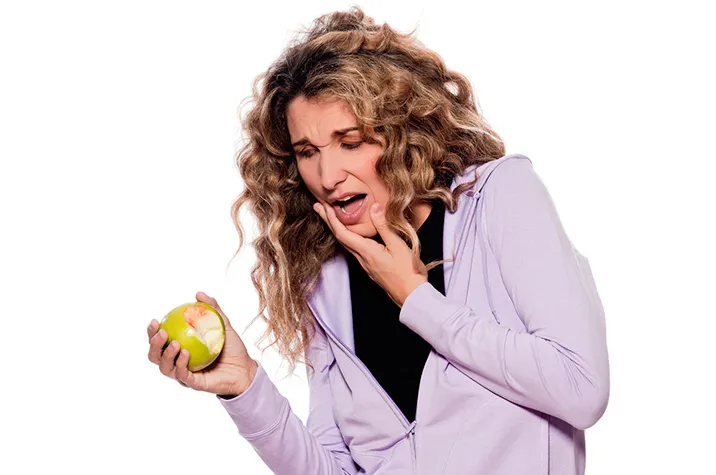 Dentist in Pasadena Explains How Acidic Food Affects Teeth