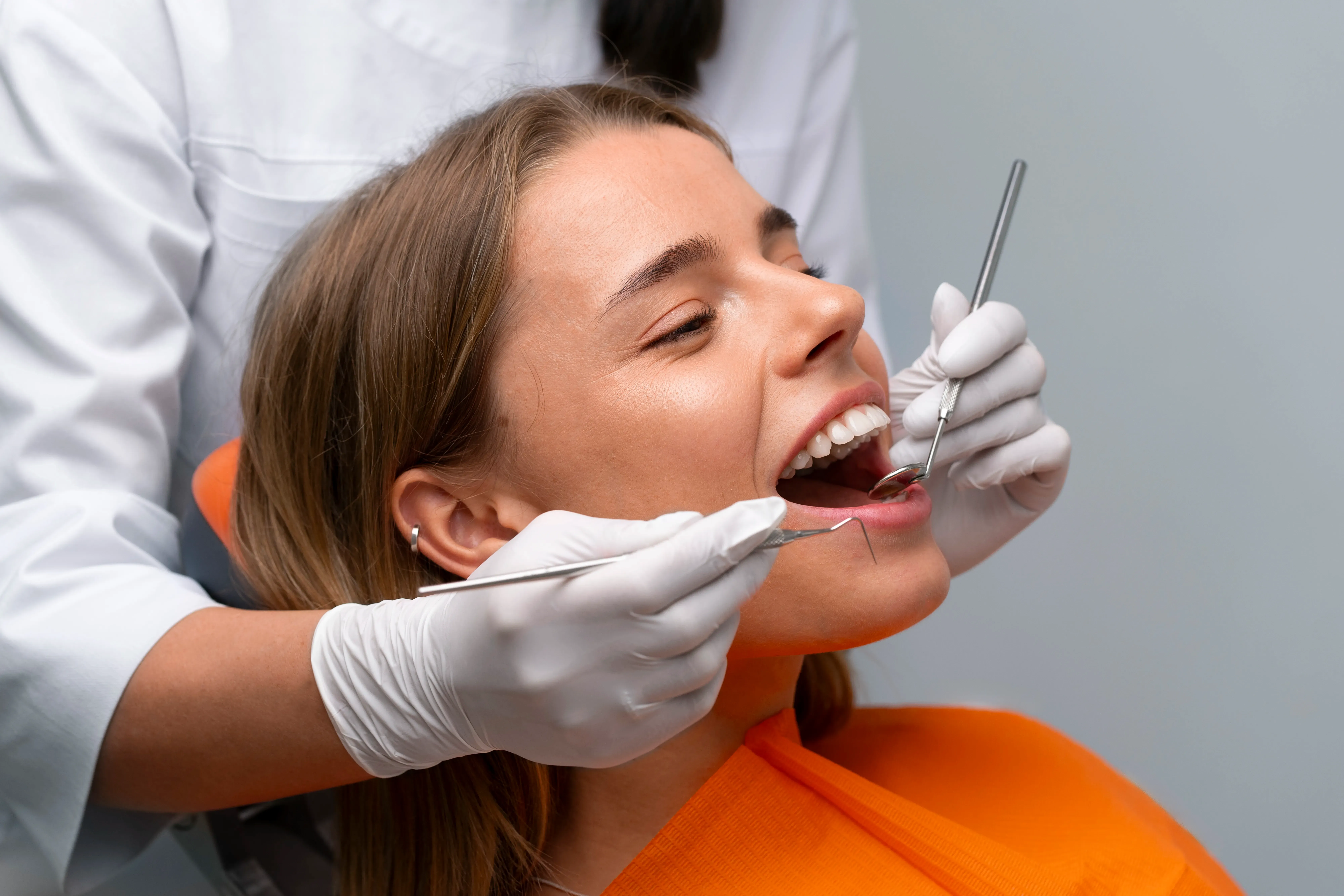How to Fix One Crooked Tooth Without Braces?