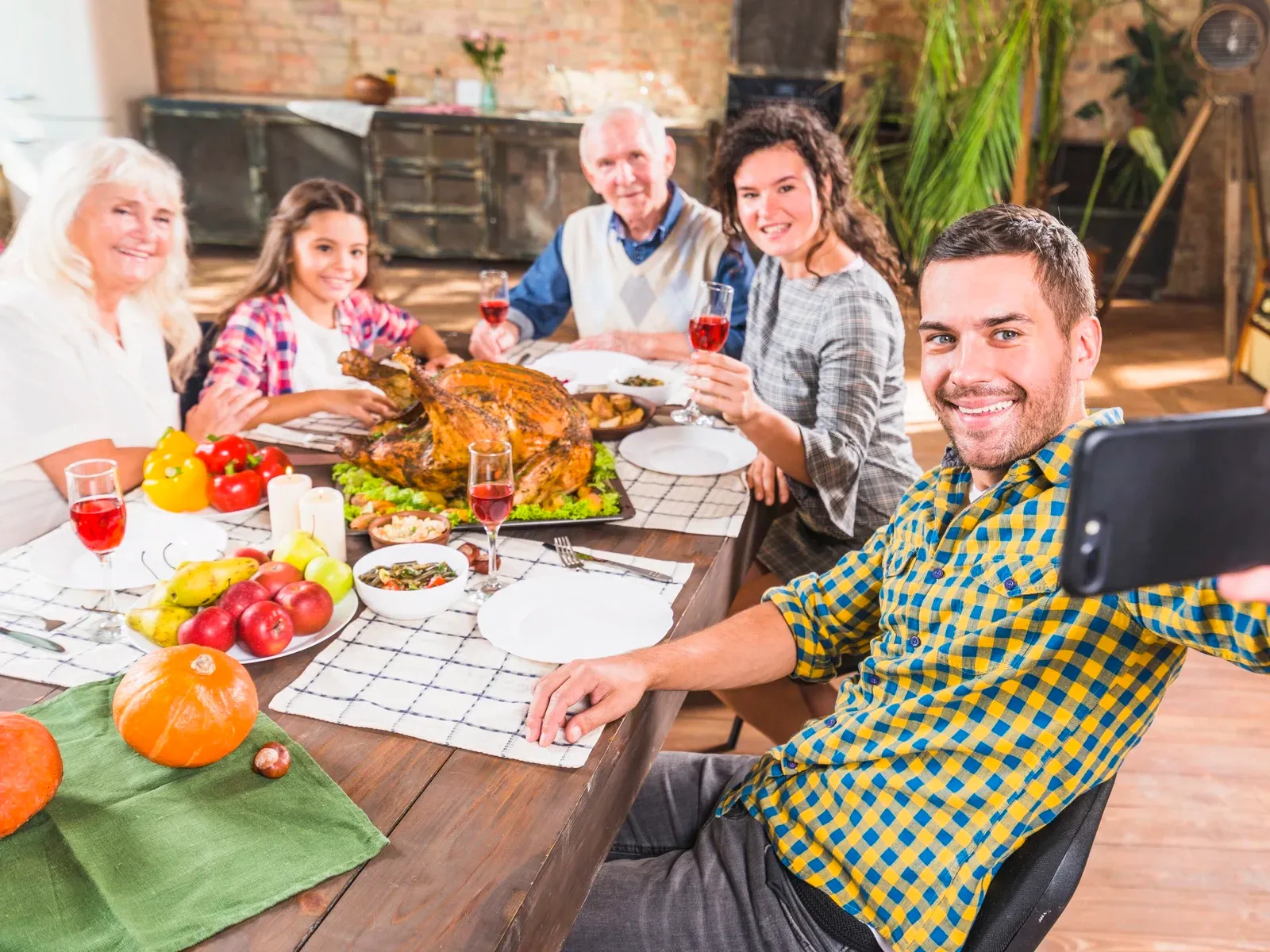 Don’t Let Bad Dental Health Ruin Your Thanksgiving!