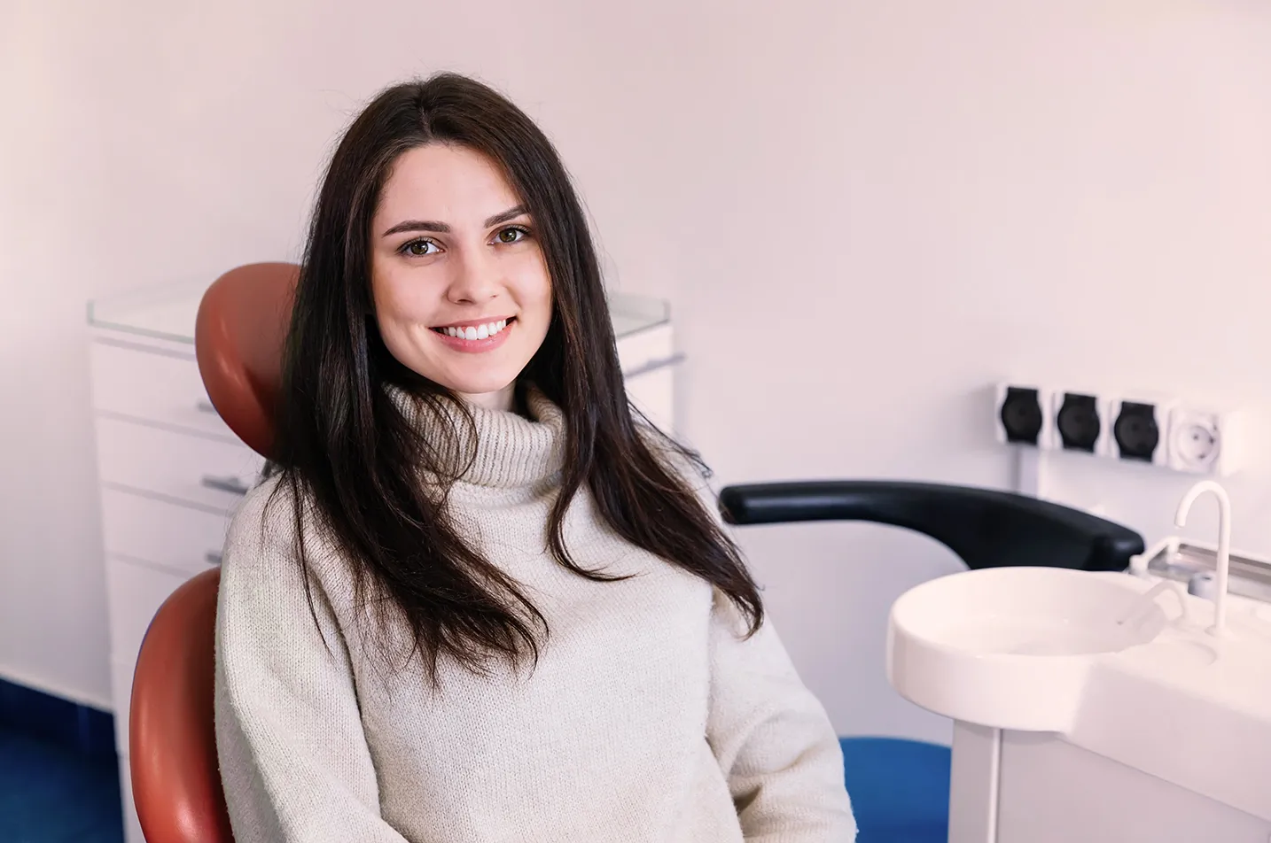 Get a complete smile makeover at our Pasadena dentist office! Simi Valley