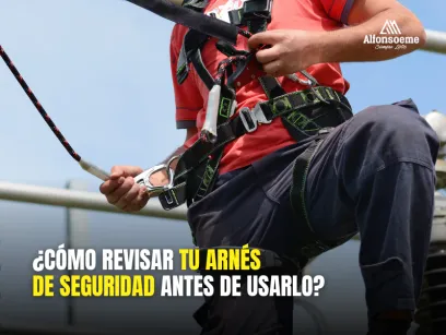 Cómo revisar tu arnés de seguridad antes de usarlo y trabajar con confianza en alturas