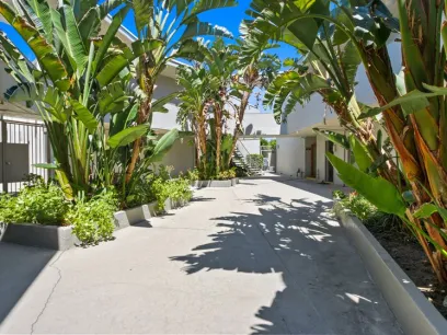 property for rent #4