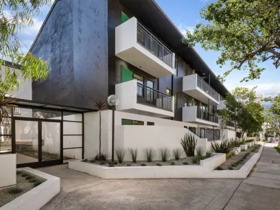 property for rent #3