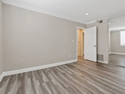 property for rent #4