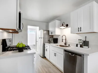 property for rent #7