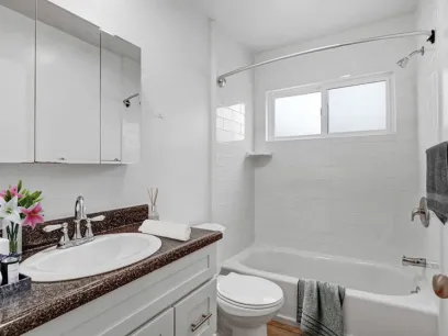 property for rent #7