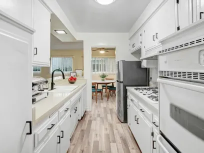 property for rent #7