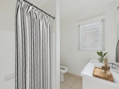 property for rent #4