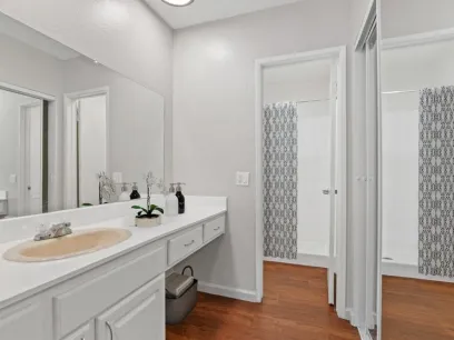 property for rent #7