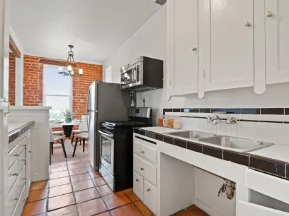 property for rent #7