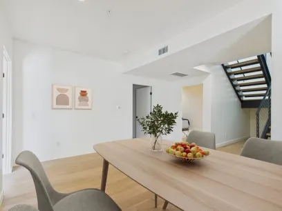 property for rent #4