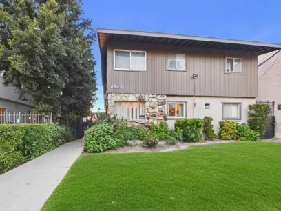 property for rent #4