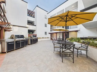 property for rent #4