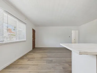 property for rent #4