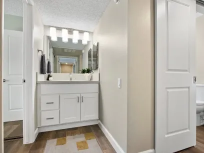 property for rent #4