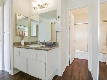 property for rent #4