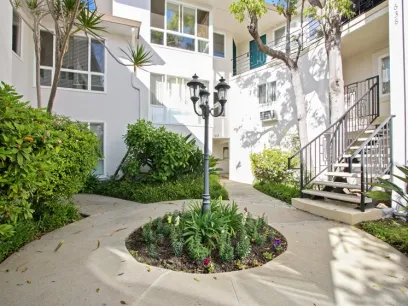 property for rent #4