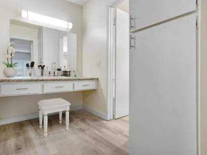 property for rent #4