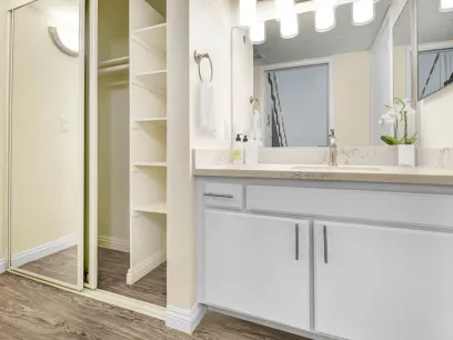 property for rent #4