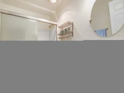 property for rent #4