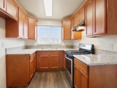 property for rent #5