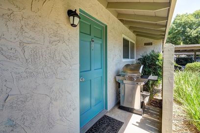 property for rent #4