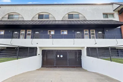 property for rent #3