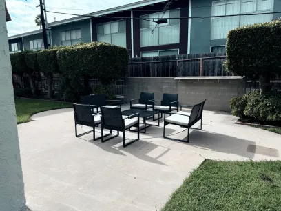 property for rent #4