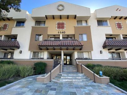 property for rent #1