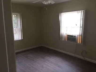 property for rent #4