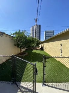 property for rent #1