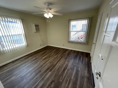 property for rent #7