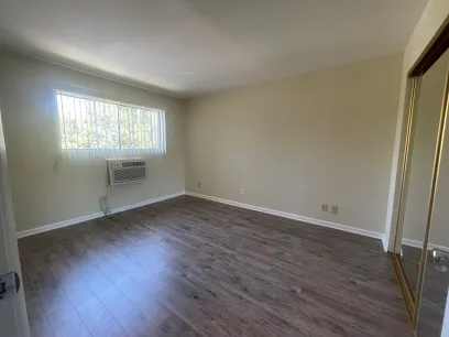 property for rent #4