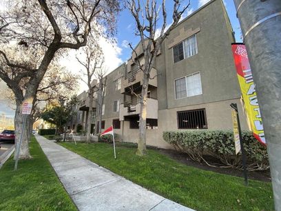 property for rent #1