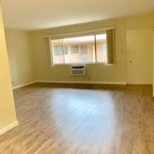 property for rent #7