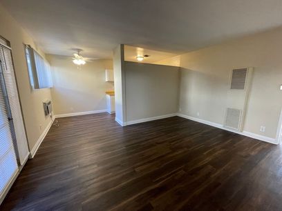 property for rent #3