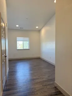 property for rent #4