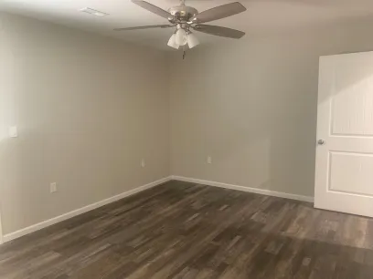 property for rent #4