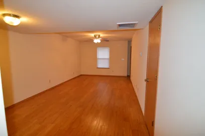 property for rent #4