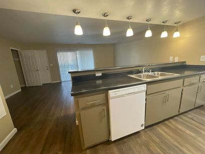 property for rent #7